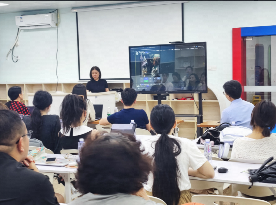 AI绘画课程开讲！十方融海携手南山共青团助力青年技能升级新闻配图