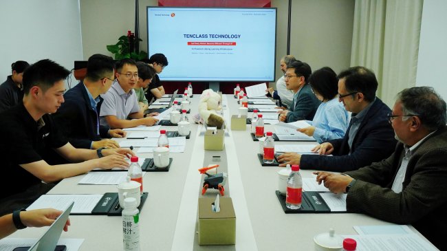 当AI竞争走向生态能力，十方融海进入国际专业视野新闻配图